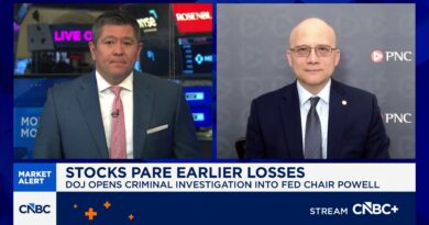 Global central bankers unite in defense of Fed Chair Jerome Powell