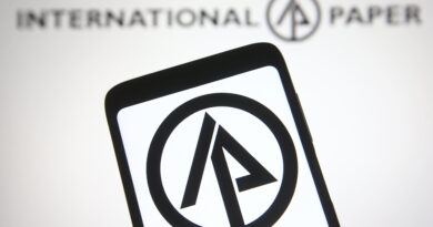 Stocks making the biggest moves midday: KKR, Blackstone, CrowdStrike, International Paper & more