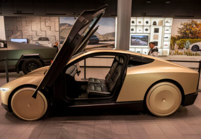 Tesla loses bid to toss $243 million verdict in fatal Autopilot crash suit