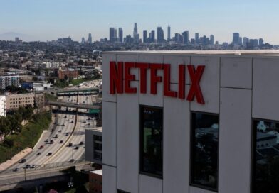 Trump demands Netflix fire Susan Rice as DOJ probes Warner deal