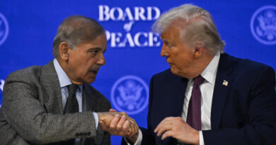 Pakistan offers to facilitate U.S.-Iran war talks as Trump and Tehran give mixed signals