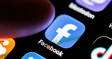 Stocks making the biggest moves midday: Meta, Best Buy, AppLovin, Scotts Miracle-Gro and more