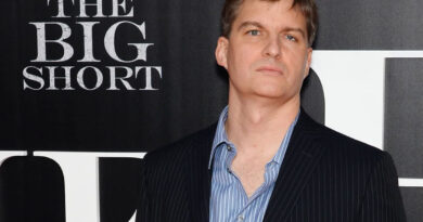 Michael Burry says he’s still betting against Palantir after Trump post boosts stock