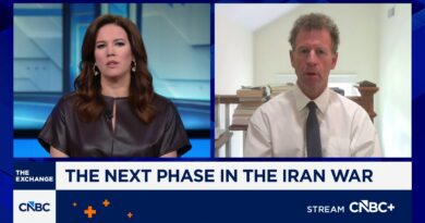 Trump says Iran talks to resume Monday after calling off planned strikes