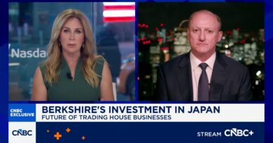 Berkshire CEO Greg Abel says Japanese bond yields not a challenge for trading houses right now